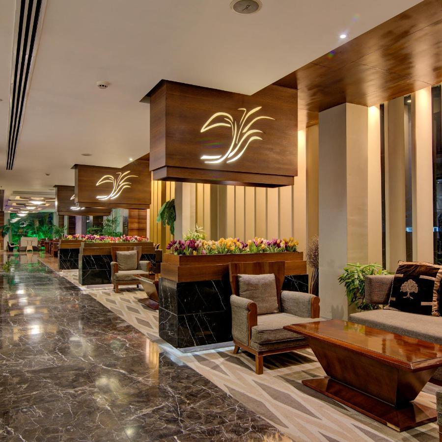 Hotel Godwin Haridwār Esterno foto